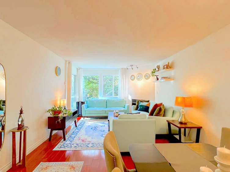 109-7465 Sandborne Avenue, Burnaby, BC, V3N 4W7 - 3