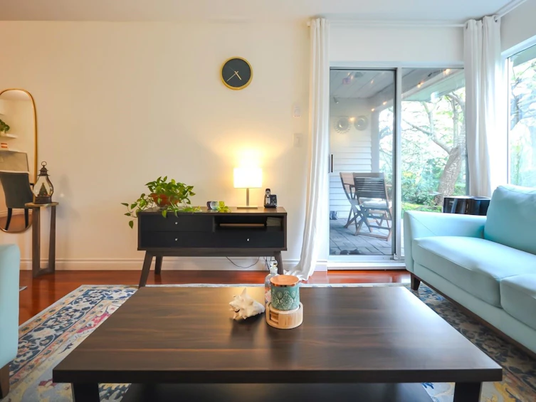 109-7465 Sandborne Avenue, Burnaby, BC, V3N 4W7 - 4