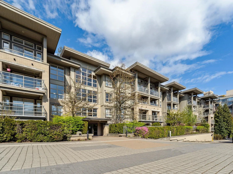 205-9319 University Crescent, Burnaby, BC, V5A 4Y5 - 24