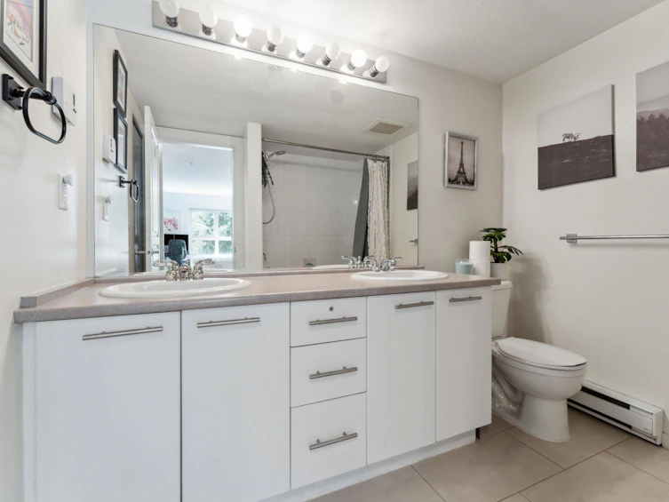 205-9319 University Crescent, Burnaby, BC, V5A 4Y5 - 14