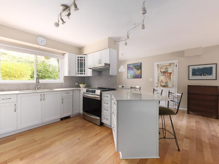 13181 24 Avenue, Surrey, BC, V4A 2G2 - 18