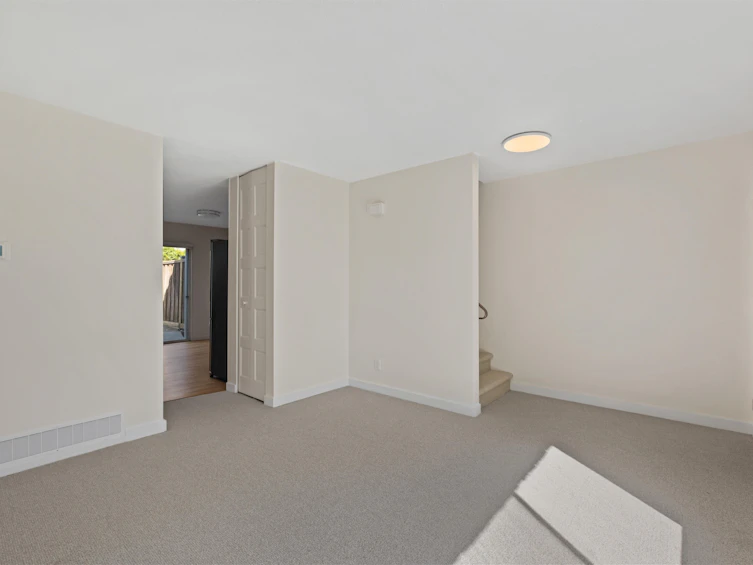 234-9061 Horne Street, Burnaby, BC, V3N 4L2 - 7
