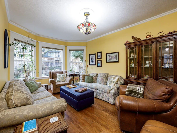 145 E Kings Road, North Vancouver, BC, V7N 1H4 - 4