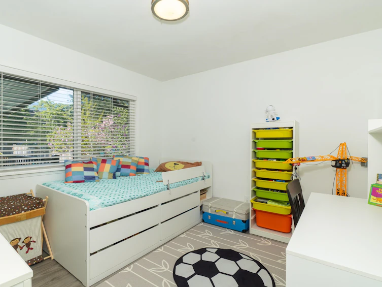 512 W 24th Street, North Vancouver, BC, V7M 2E1 - 23