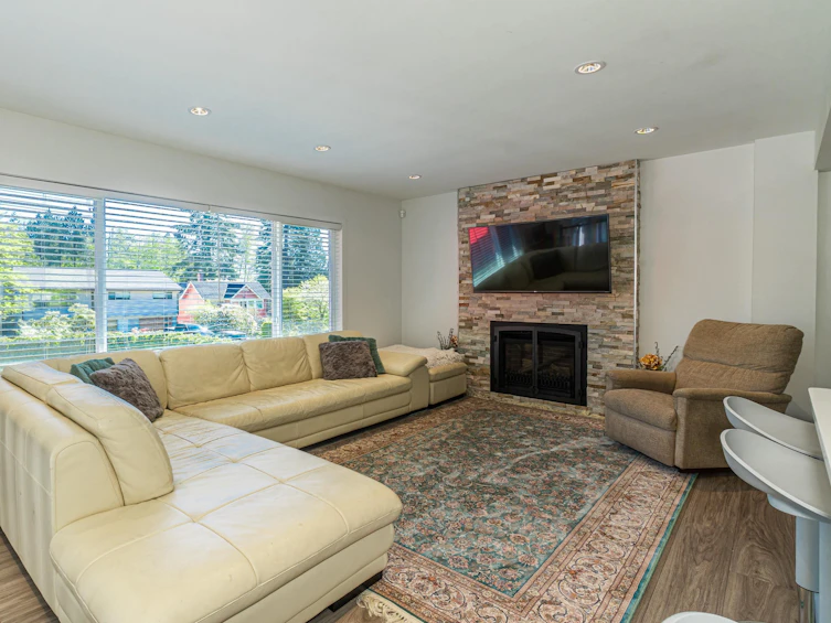 512 W 24th Street, North Vancouver, BC, V7M 2E1 - 7