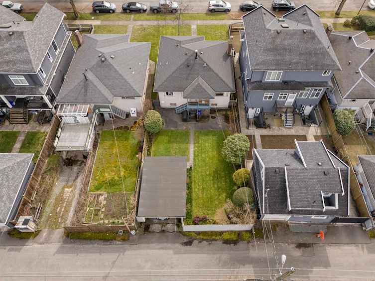 3155 E 52nd Avenue, Vancouver, BC, V5S 1T7 - 5