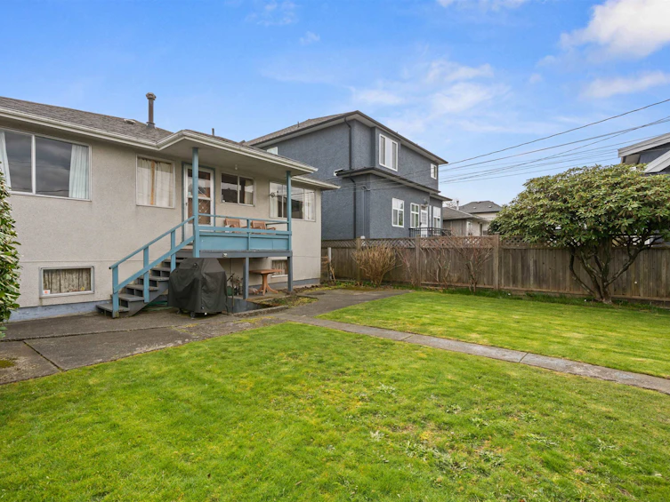3155 E 52nd Avenue, Vancouver, BC, V5S 1T7 - 8