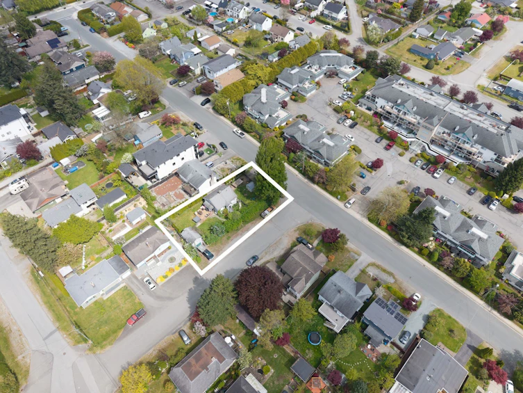 33479 Fifth Avenue, Mission, BC, V2V 1W5 - 39