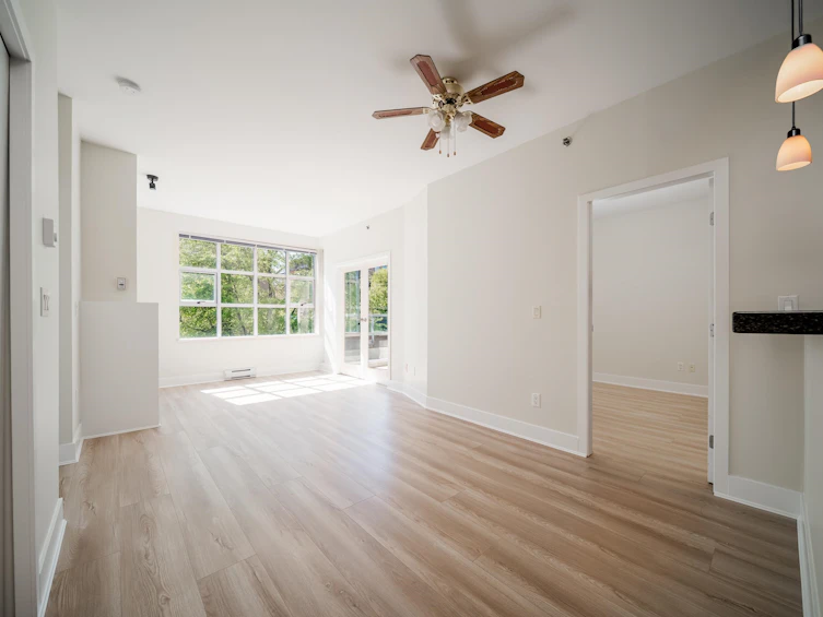 204-2655 Cranberry Drive, Vancouver, BC, V6K 4V5 - 2