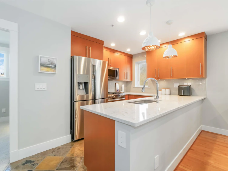 145 W 15th Avenue, Vancouver, BC, V5Y 1X8 - 13