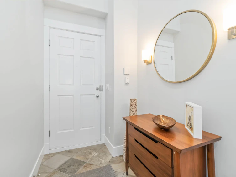 145 W 15th Avenue, Vancouver, BC, V5Y 1X8 - 3