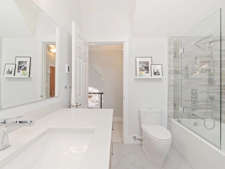 145 W 15th Avenue, Vancouver, BC, V5Y 1X8 - 32