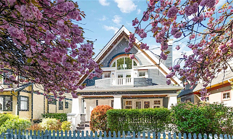 145 W 15th Avenue, Vancouver, BC, V5Y 1X8