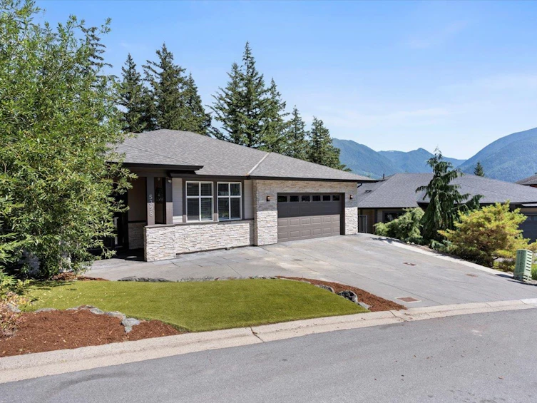 5398 Abbey Crescent, Chilliwack, BC, V2R 0J6 - 2