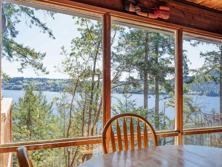 6037 Sandy Hook Road, Sechelt, BC, V7Z 0C9 - 2