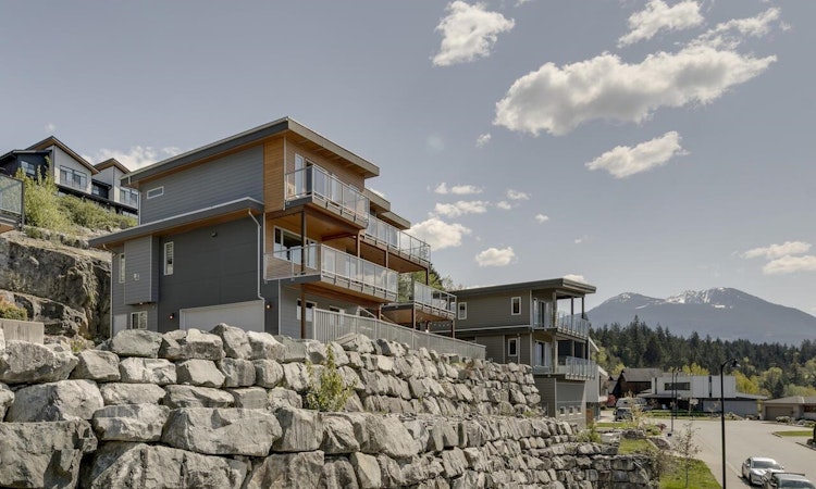 41230 Rockridge Place