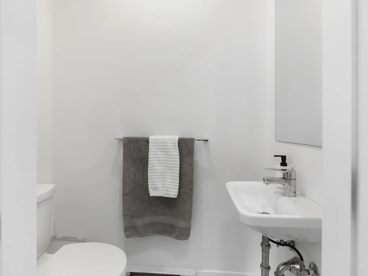20-17555 57a Avenue, Surrey, BC, V3S 7V2 - 21