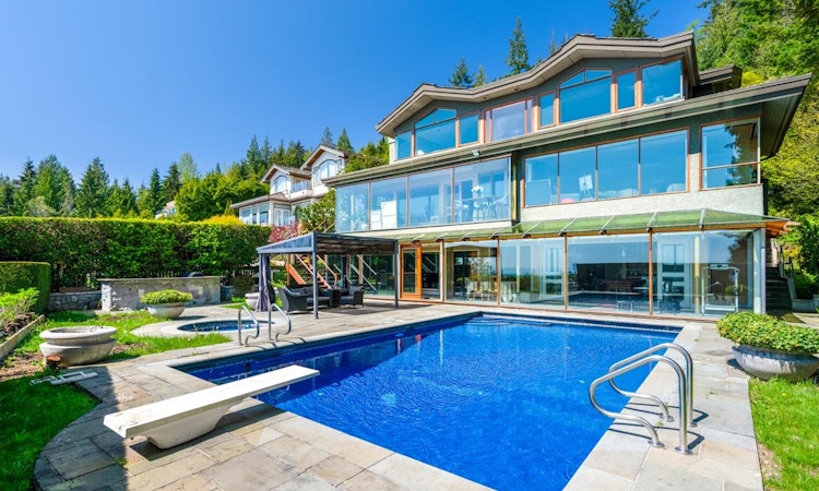 1626 Pinecrest Drive
