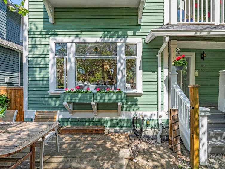 183 W 15 Avenue, Vancouver, BC, V5Y 1X8 - 3