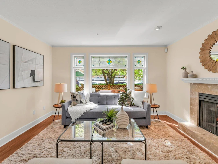 183 W 15 Avenue, Vancouver, BC, V5Y 1X8 - 8