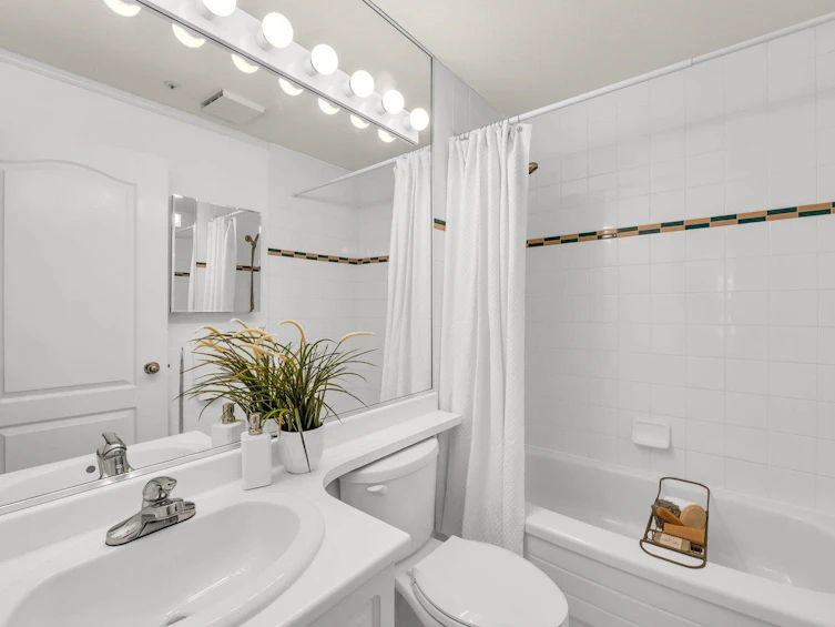 183 W 15 Avenue, Vancouver, BC, V5Y 1X8 - 25
