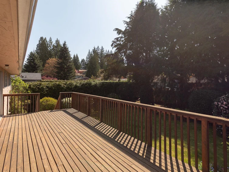 1715 Ross Road, North Vancouver, BC, V7J 1V8 - 31