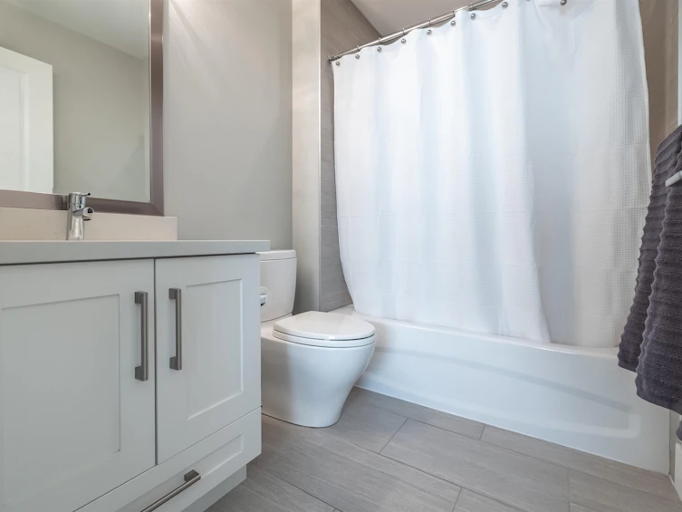 23-15989 Mountain View Drive, Surrey, BC, V3Z 0M9 - 23