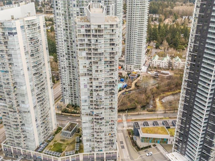 2905-9981 Whalley Boulevard, Surrey, BC, V3T 0G6 - 5