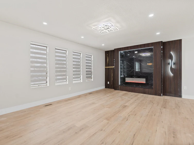3350 Clearbrook Road, Abbotsford, BC, V2T 4T4 - 4