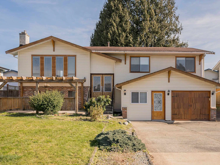 9218 212a Street, Langley, BC, V1M 2B9 - 3