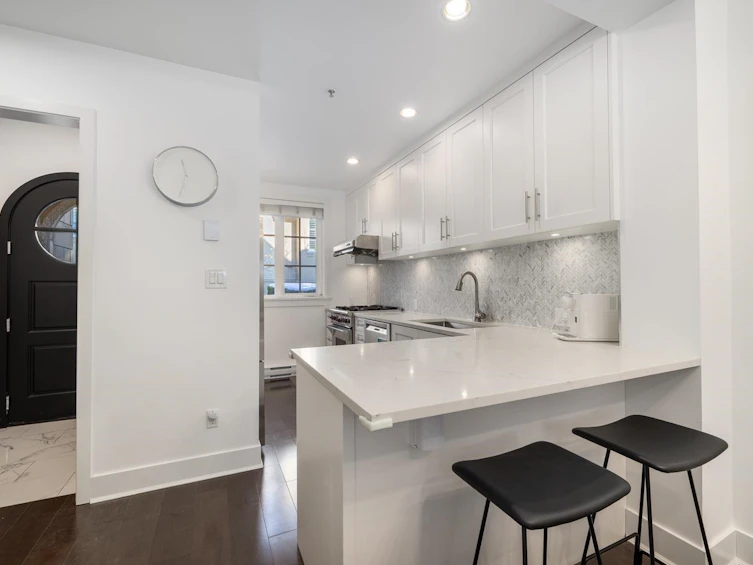2955 Laurel Street, Vancouver, BC, V5Z 3T4 - 2