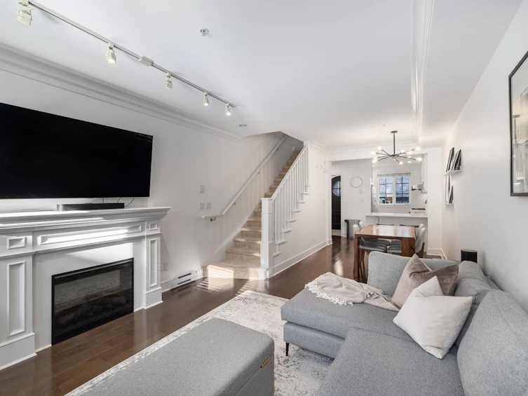2955 Laurel Street, Vancouver, BC, V5Z 3T4