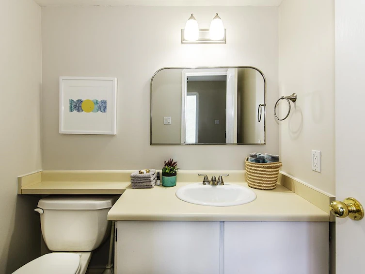 3472 Weymoor Place, Vancouver, BC, V5S 4G5 - 3