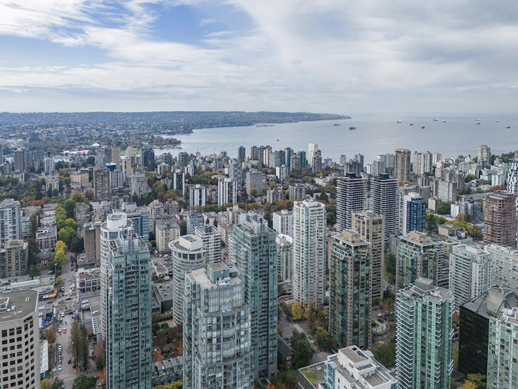3504-1288 West Georgia Street, Vancouver, BC, V6E 4R3 - 2