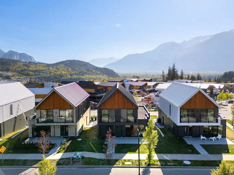 40829 The Crescent, Squamish, BC, V8B 1B1 - 39