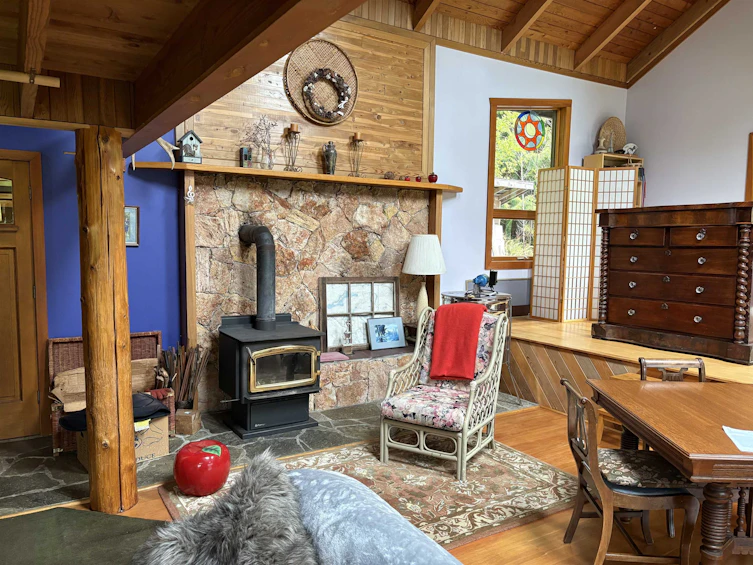 5768 Sutherland Road, Halfmoon Bay, BC, V7Z 1G9 - 11