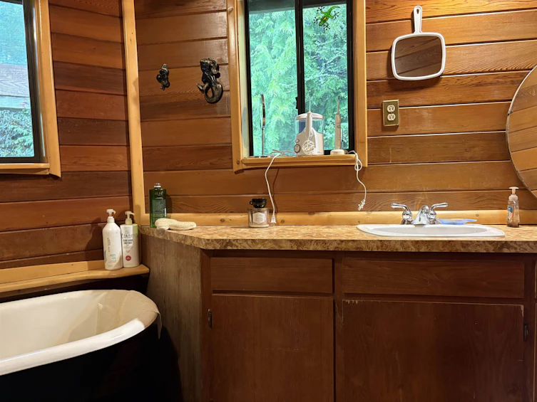 5768 Sutherland Road, Halfmoon Bay, BC, V7Z 1G9 - 23