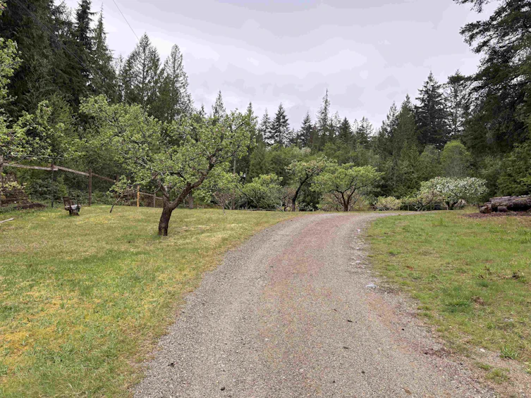 5768 Sutherland Road, Halfmoon Bay, BC, V7Z 1G9 - 28