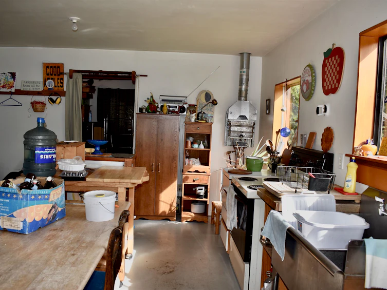 5768 Sutherland Road, Halfmoon Bay, BC, V7Z 1G9 - 33