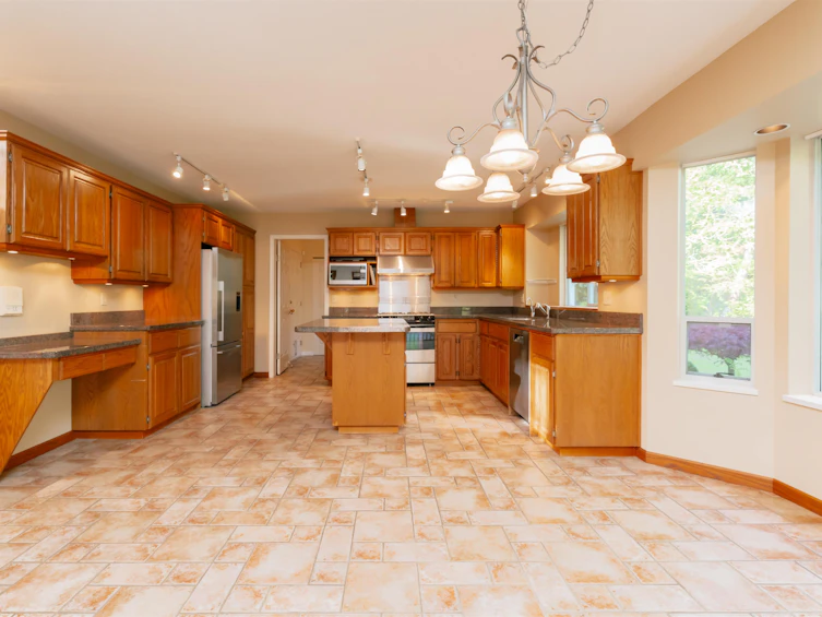 5070 242 Drive, Langley, BC, V2Z 2M9 - 12