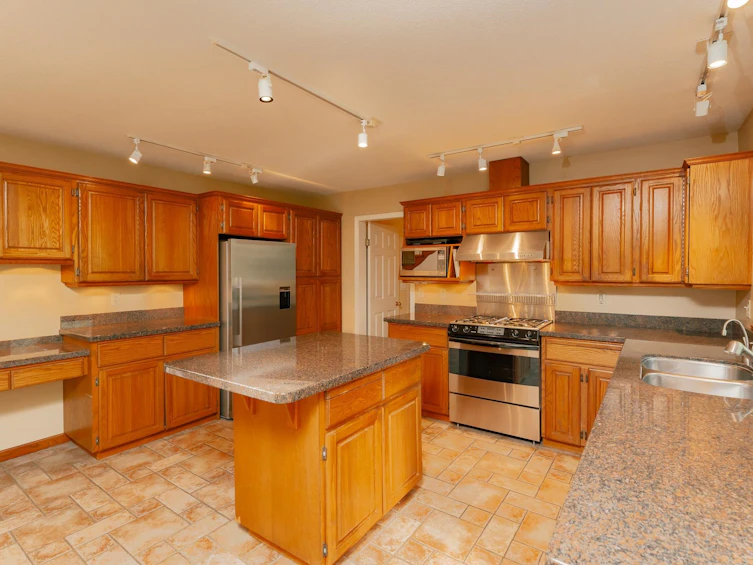 5070 242 Drive, Langley, BC, V2Z 2M9 - 15