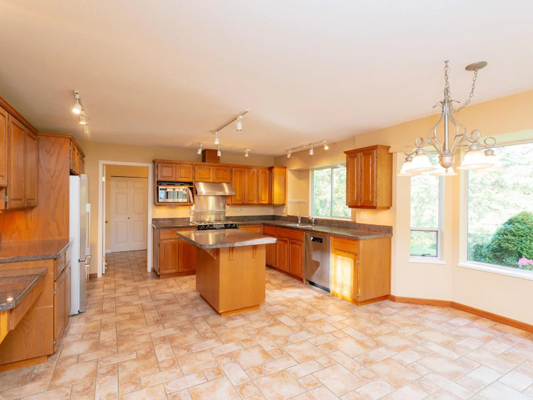 5070 242 Drive, Langley, BC, V2Z 2M9 - 13