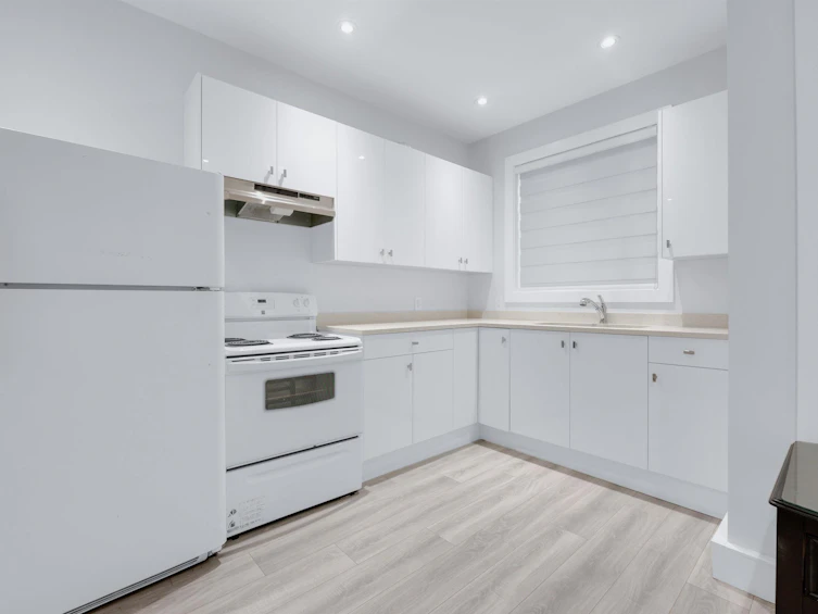 2952 Bergman Street, Abbotsford, BC, V4X 1H3 - 23