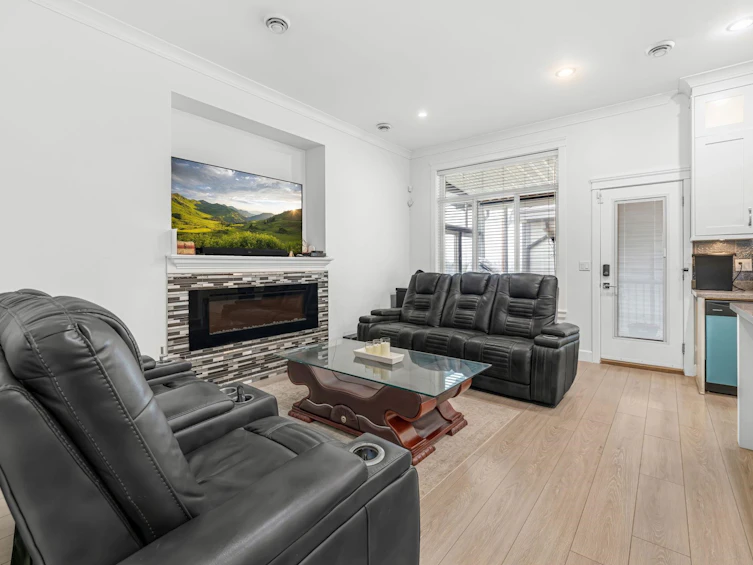 14119 60 Avenue, Surrey, BC, V3X 0G1 - 14