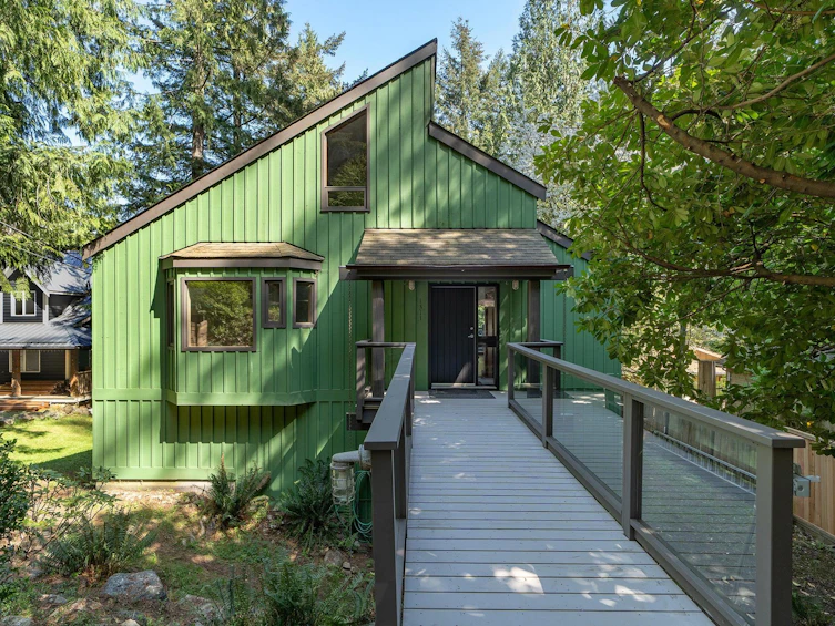 1311 Hillcrest Road, Bowen Island, BC, V0N 1G1 - 3