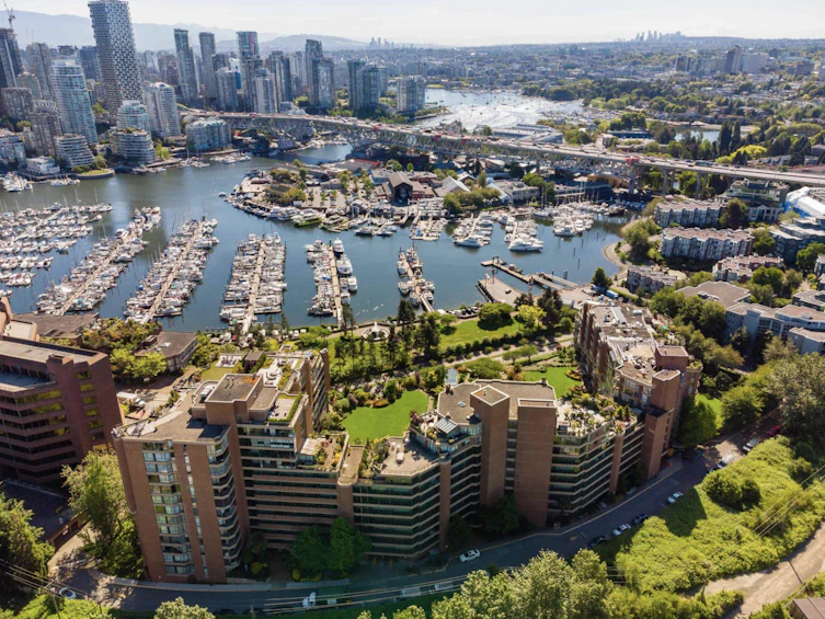 409-1450 Pennyfarthing Drive, Vancouver, BC, V6J 4X8 - 30