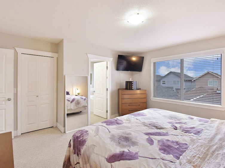 19087 69a Avenue, Surrey, BC, V4N 0A5 - 19