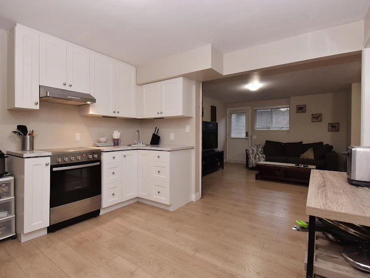 19087 69a Avenue, Surrey, BC, V4N 0A5 - 30