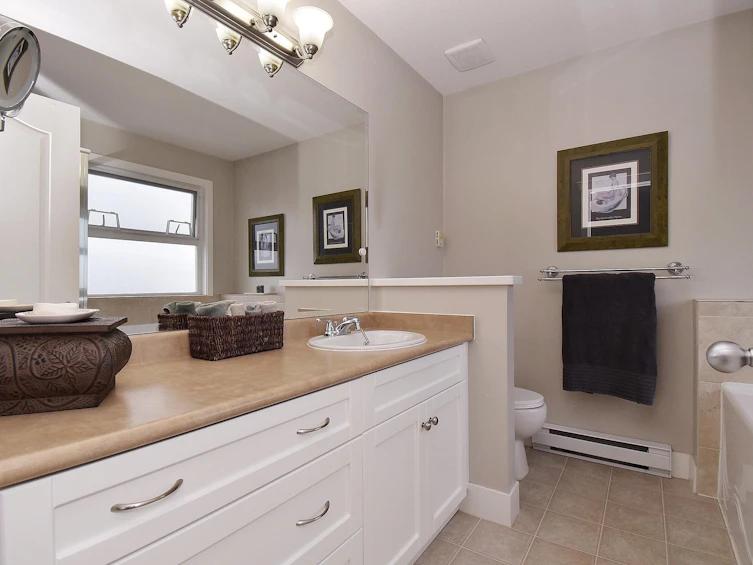 19087 69a Avenue, Surrey, BC, V4N 0A5 - 20