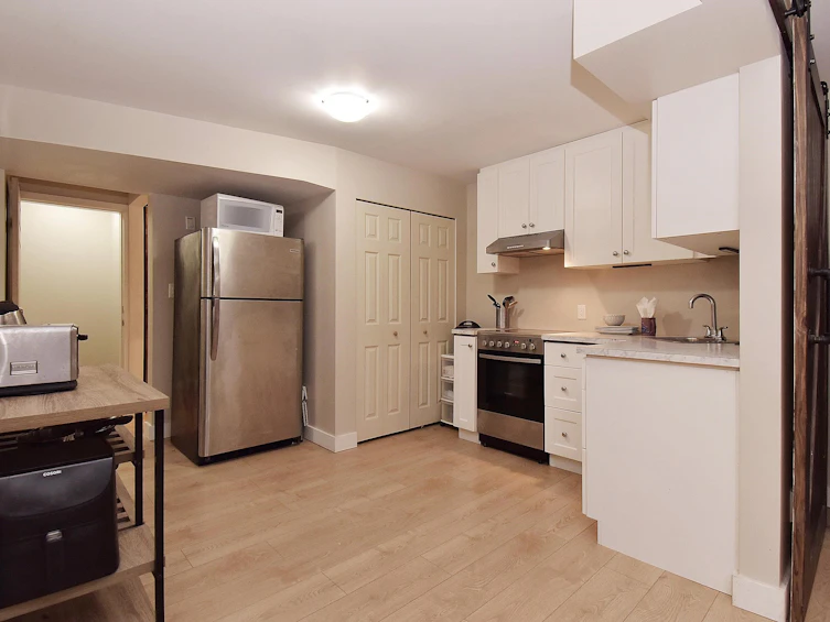 19087 69a Avenue, Surrey, BC, V4N 0A5 - 31